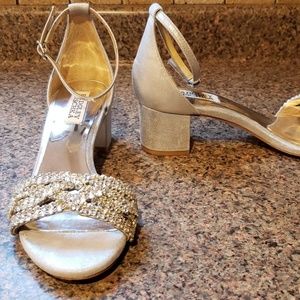 Badgley Mischka Triana Sandals Size 6.5, Silver
